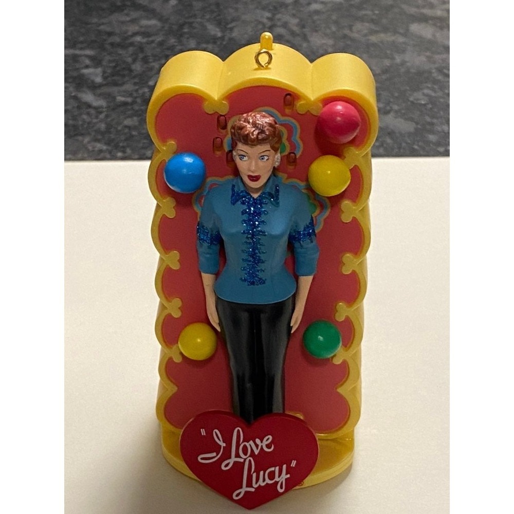 Carlton Cards Heirloom I Love Lucy LUCY TELLS THE TRUTH Motion Ornament